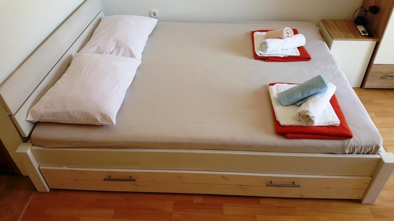 Apartments Adriatic 3 سيلتسي الغرفة الصورة